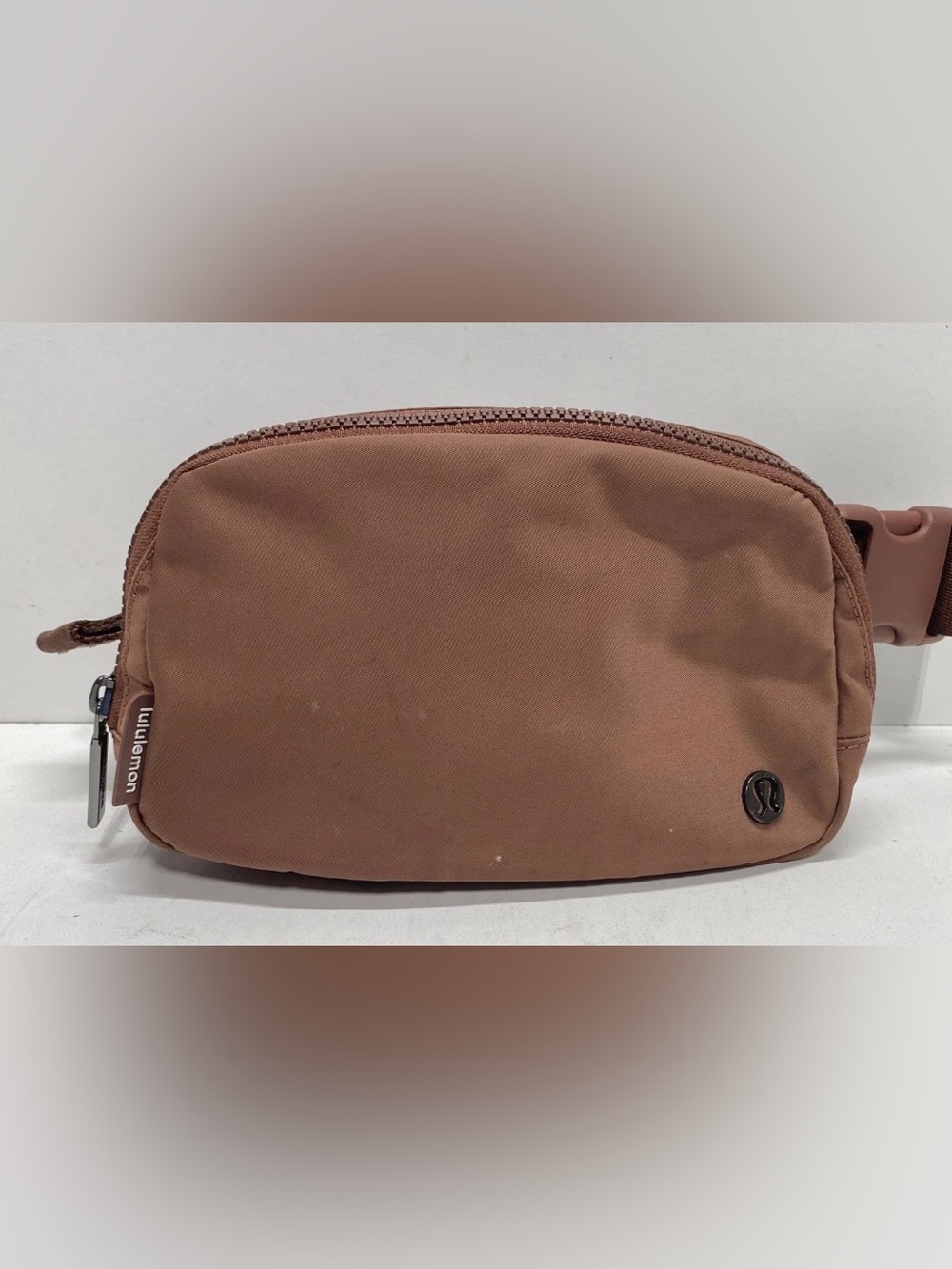 Lululemon Everywhere Belt Bag-1L